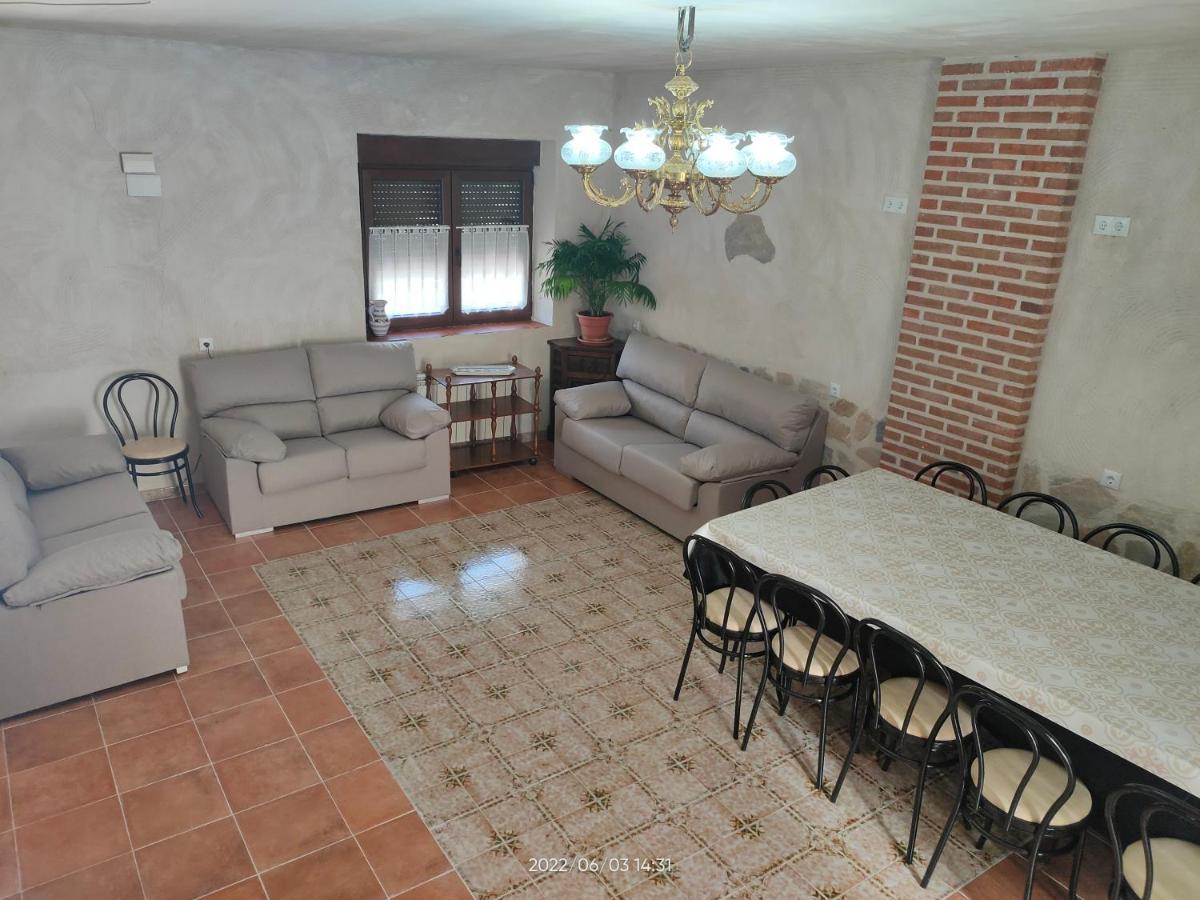 Vega de Santa María Casa Rural Banos Del Rey Con Piscina Climatizada מראה חיצוני תמונה